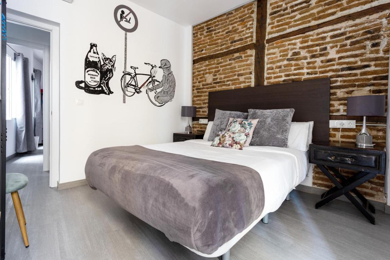 Downtown La Latina Grupos, By Monaro***** Apartman Madrid Kültér fotó