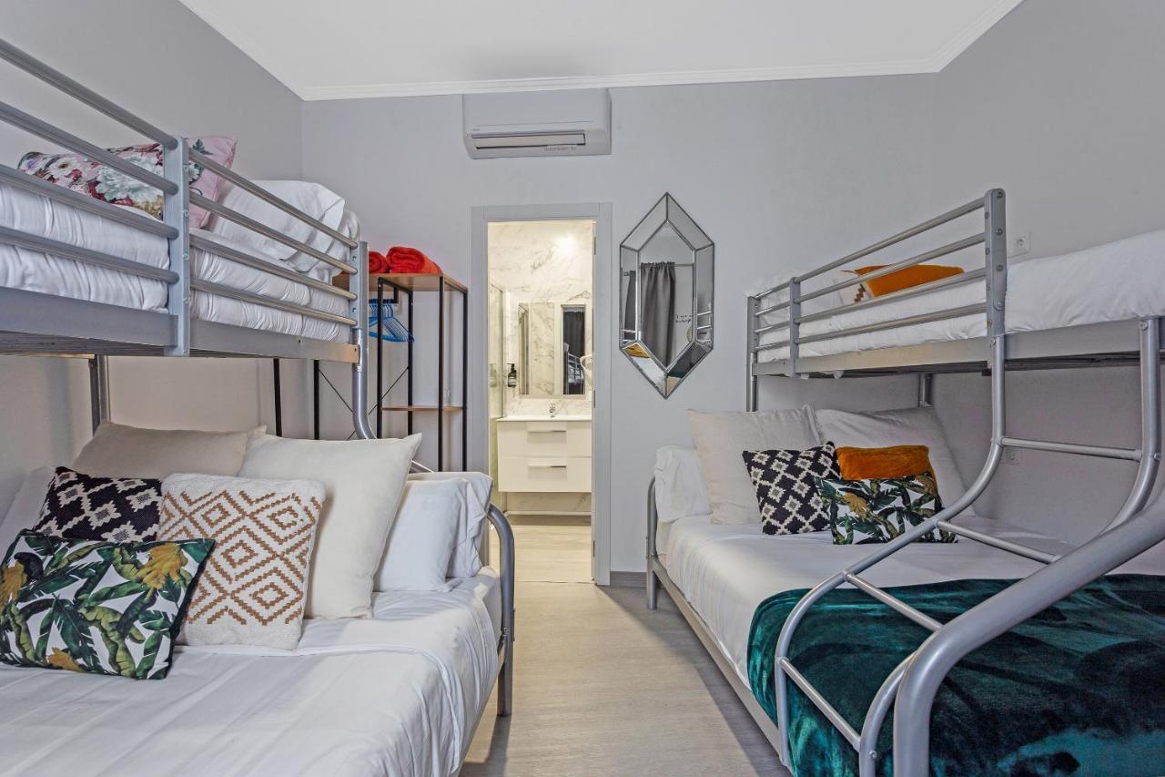 Downtown La Latina Grupos, By Monaro***** Apartman Madrid Kültér fotó