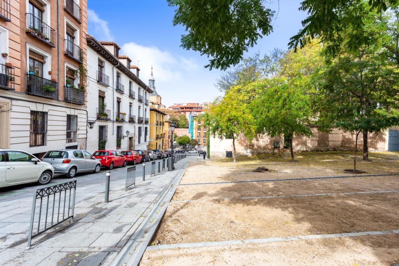 Downtown La Latina Grupos, By Monaro***** Apartman Madrid Kültér fotó