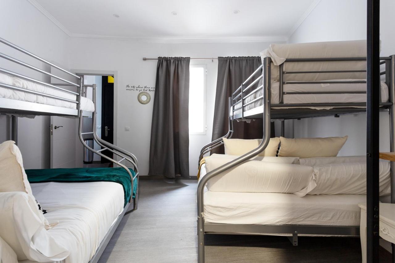 Downtown La Latina Grupos, By Monaro***** Apartman Madrid Kültér fotó