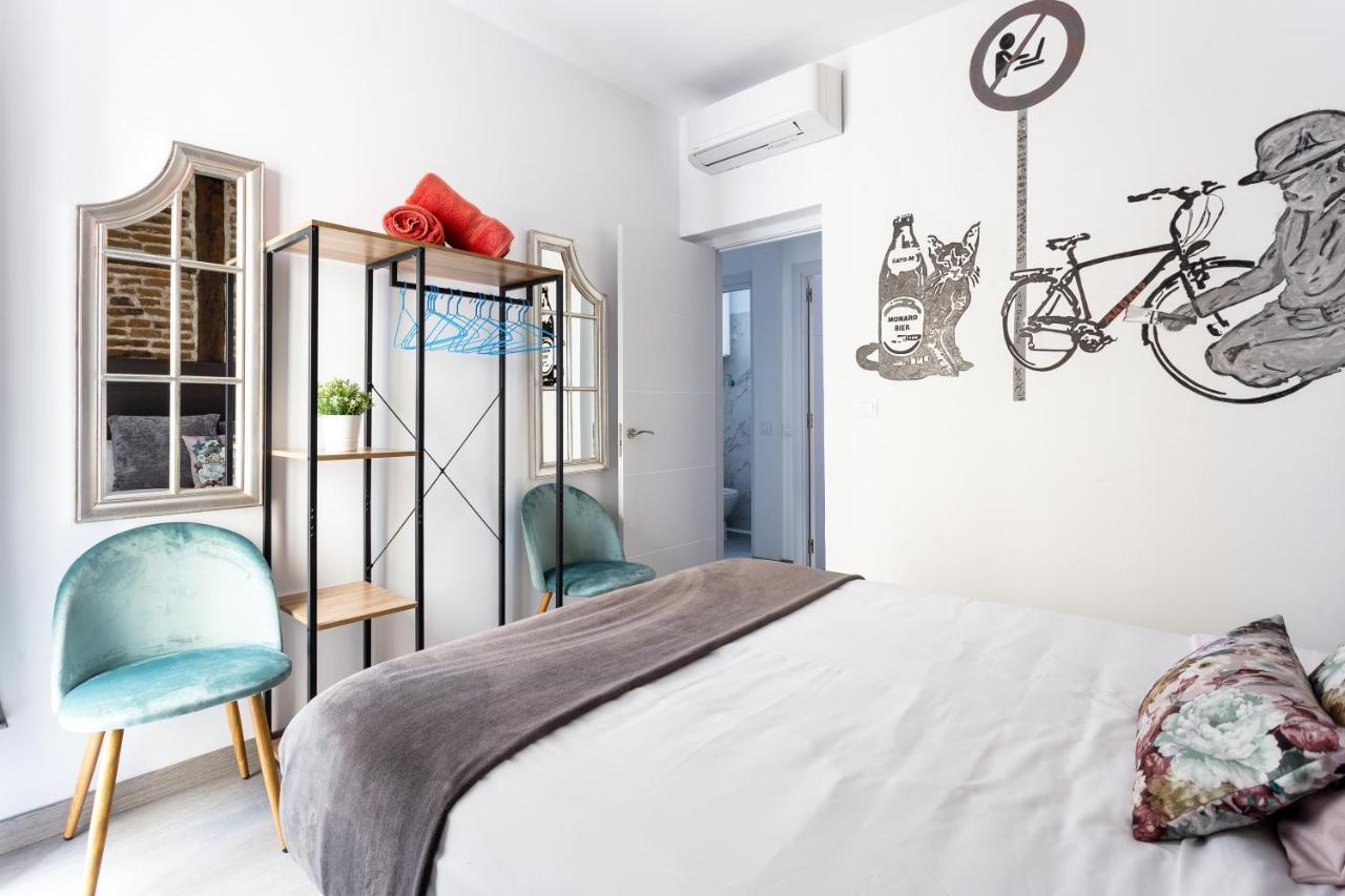 Downtown La Latina Grupos, By Monaro***** Apartman Madrid Kültér fotó