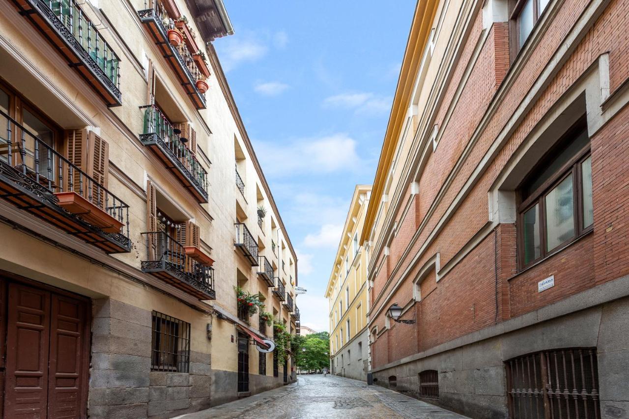 Downtown La Latina Grupos, By Monaro***** Apartman Madrid Kültér fotó